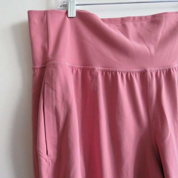 3X - ATHLETA Salutation Joggers - Picture 4 of 16